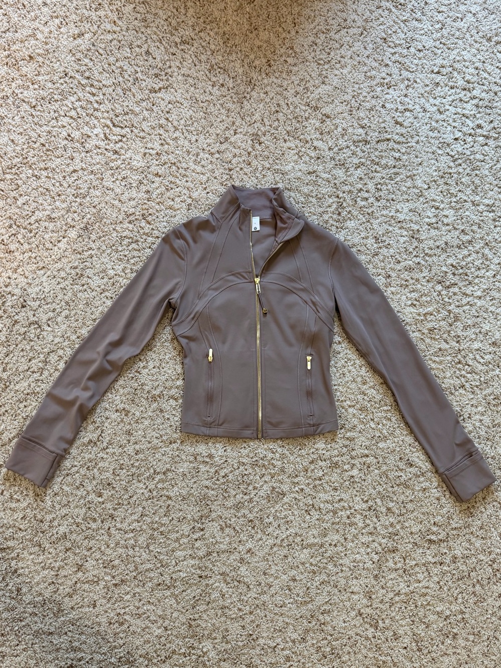 Lululemon Women’s Taupetastic/Gold Zip Define Cropped Jacket *Nulu. Size 6. NWOT - Picture 2 of 16